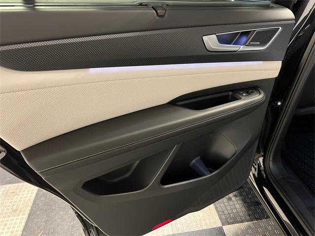 new 2026 Volkswagen Atlas Cross Sport car, priced at $51,824