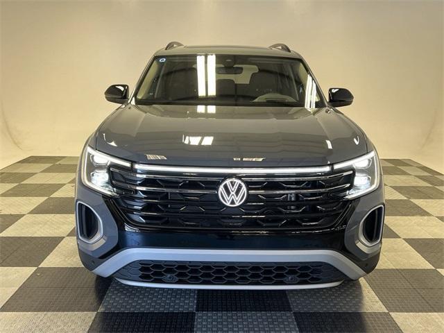 new 2024 Volkswagen Atlas car, priced at $51,945