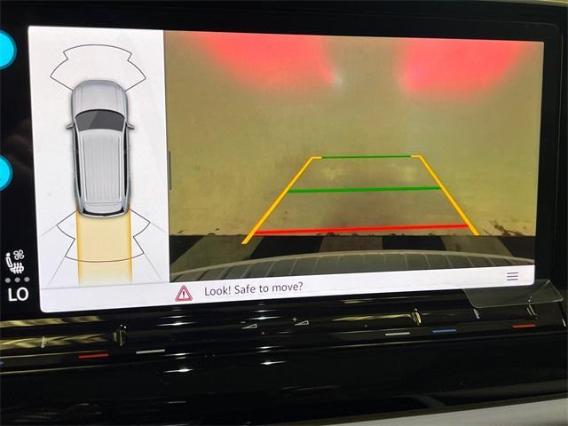 new 2026 Volkswagen Atlas car, priced at $43,657