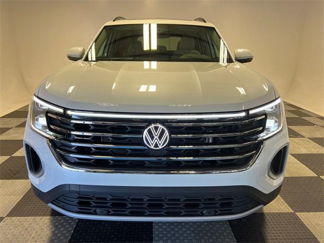 new 2026 Volkswagen Atlas car, priced at $43,657
