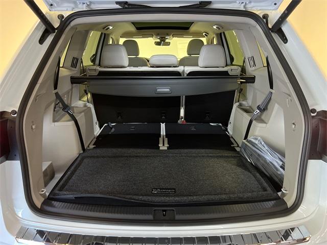 new 2026 Volkswagen Atlas car, priced at $43,657