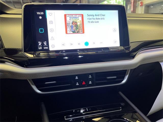 new 2025 Volkswagen Atlas Cross Sport car, priced at $51,519