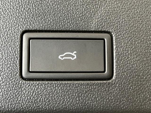 new 2025 Volkswagen Atlas Cross Sport car, priced at $51,519