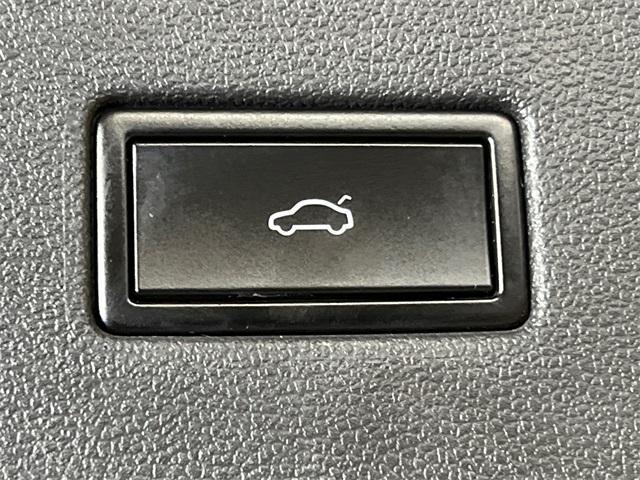 used 2020 Volkswagen Tiguan car, priced at $15,797