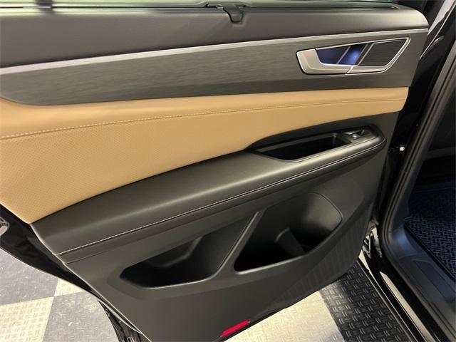 new 2026 Volkswagen Atlas Cross Sport car, priced at $42,570