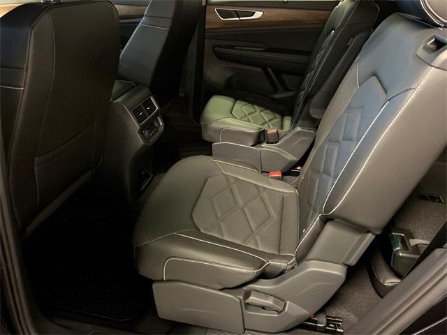 new 2026 Volkswagen Atlas car, priced at $43,306