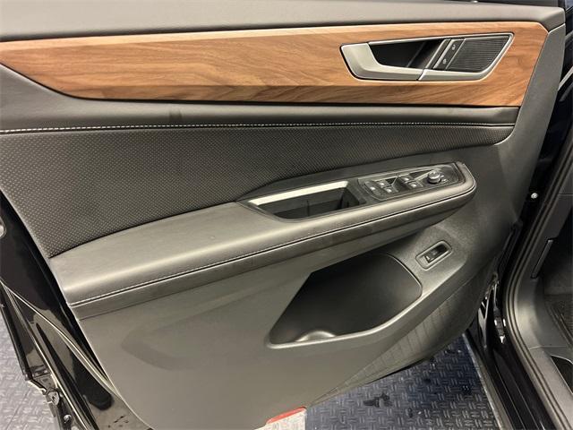 new 2026 Volkswagen Atlas car, priced at $43,306