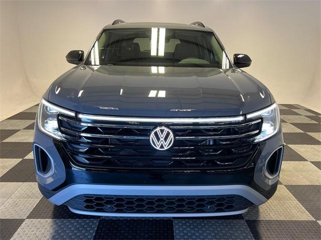 new 2025 Volkswagen Atlas car, priced at $44,801