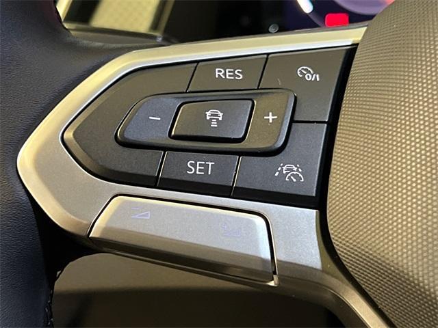 new 2025 Volkswagen Atlas car, priced at $44,801