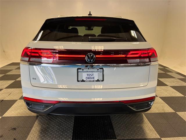new 2025 Volkswagen Atlas Cross Sport car
