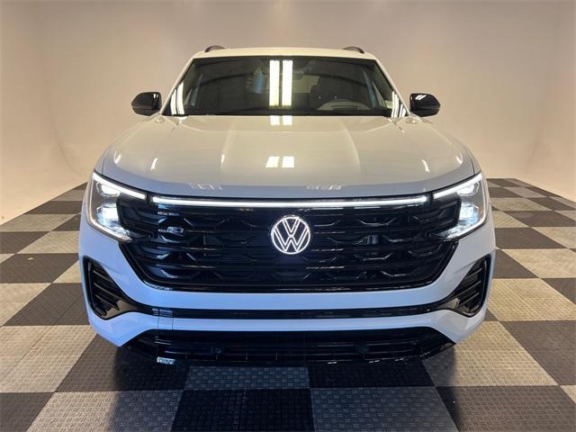 new 2025 Volkswagen Atlas Cross Sport car, priced at $49,174