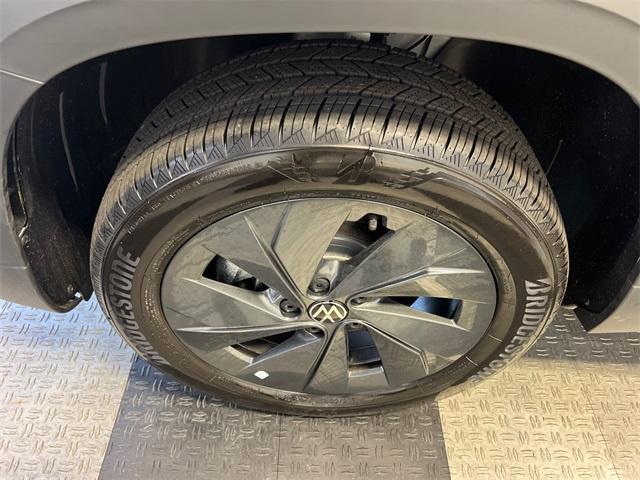 new 2025 Volkswagen Taos car, priced at $26,054