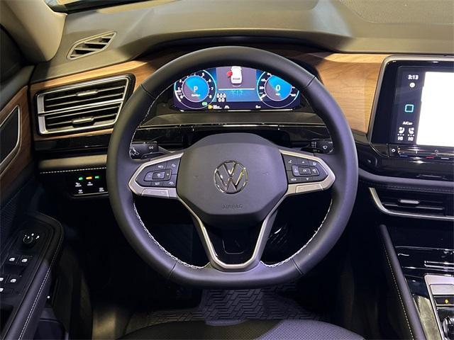 new 2025 Volkswagen Atlas car