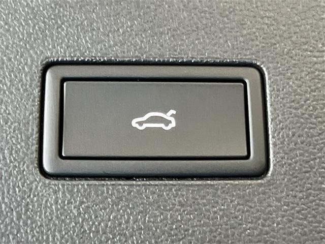 new 2026 Volkswagen Atlas car, priced at $53,801