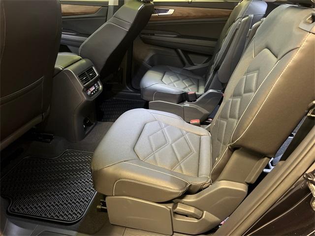 new 2026 Volkswagen Atlas car, priced at $43,818