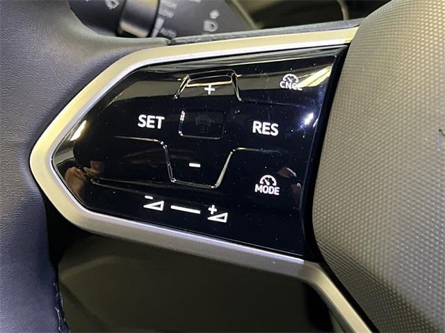 new 2025 Volkswagen ID.4 car, priced at $52,937