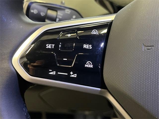 new 2025 Volkswagen ID.4 car, priced at $46,065
