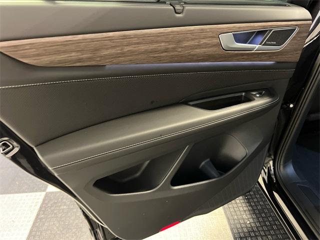 new 2025 Volkswagen Atlas car, priced at $52,565