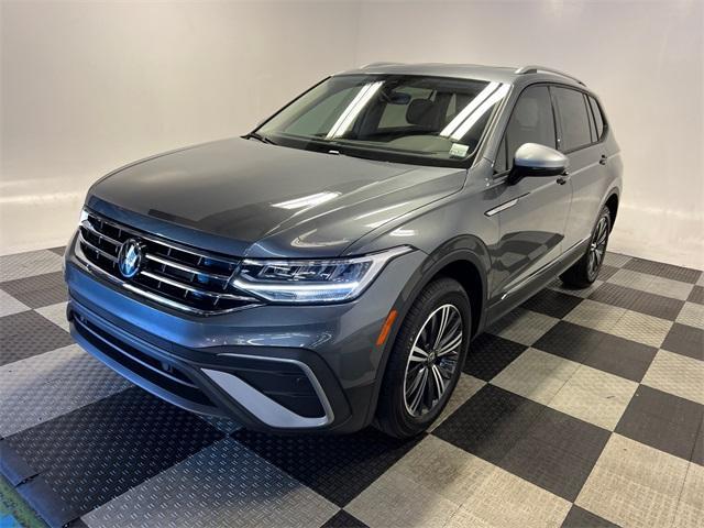 new 2024 Volkswagen Tiguan car, priced at $29,917