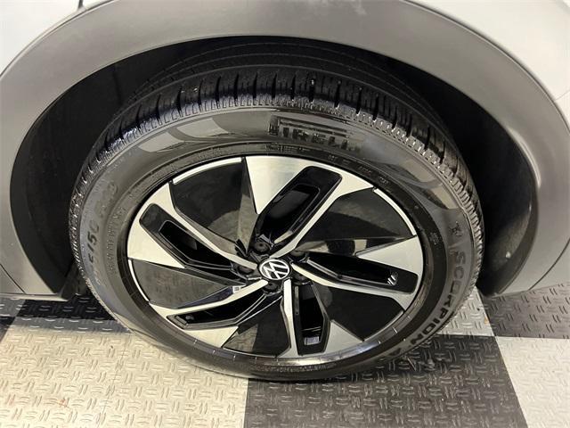 used 2021 Volkswagen ID.4 car, priced at $20,897