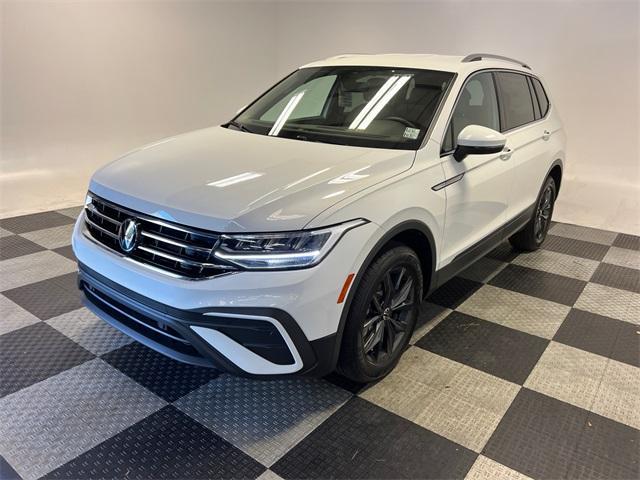 new 2024 Volkswagen Tiguan car, priced at $30,401