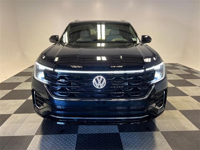 new 2025 Volkswagen Atlas Cross Sport car, priced at $52,057