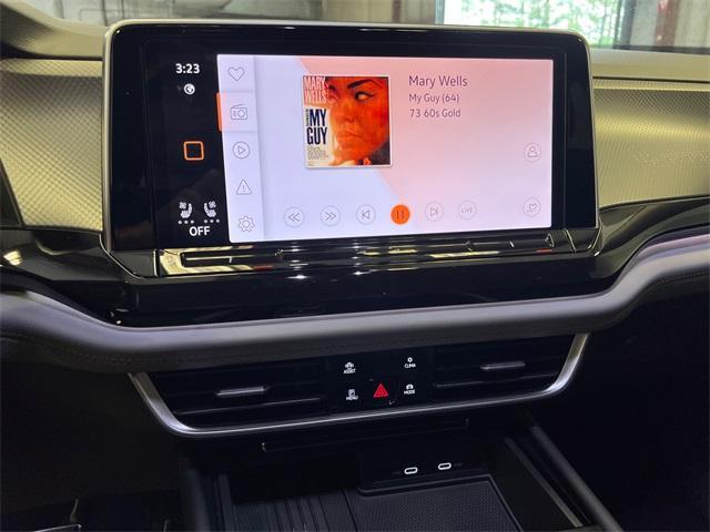 new 2025 Volkswagen Atlas car, priced at $46,577