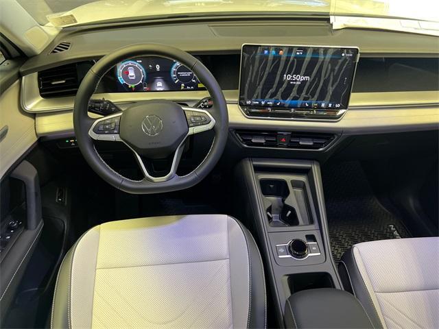 new 2025 Volkswagen Tiguan car, priced at $35,270