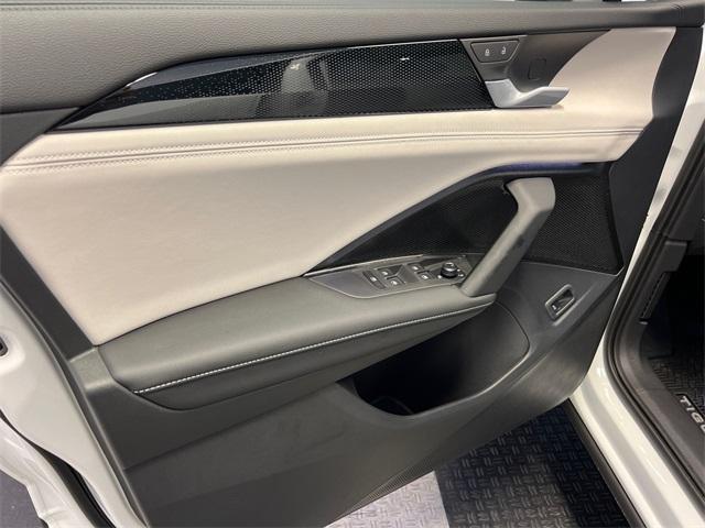 new 2025 Volkswagen Tiguan car, priced at $35,270