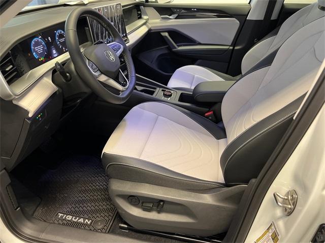 new 2025 Volkswagen Tiguan car, priced at $35,270