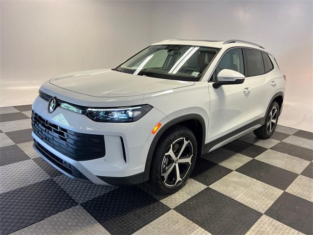 new 2025 Volkswagen Tiguan car, priced at $35,270