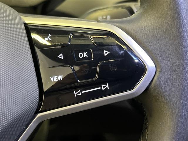 new 2025 Volkswagen ID.4 car, priced at $41,129