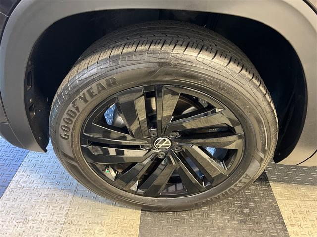 used 2023 Volkswagen Atlas Cross Sport car, priced at $29,897
