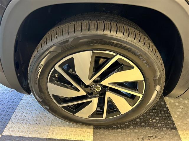 new 2026 Volkswagen Atlas car, priced at $42,793