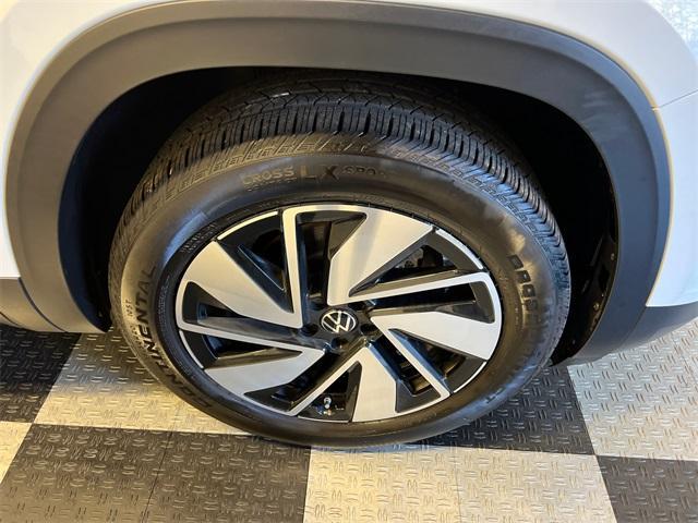 used 2024 Volkswagen Atlas car, priced at $36,997