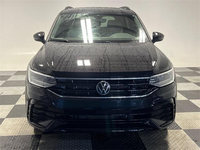 new 2024 Volkswagen Tiguan car, priced at $33,389