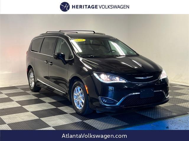 used 2020 Chrysler Pacifica car, priced at $13,497