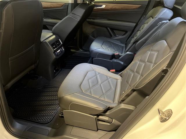 new 2026 Volkswagen Atlas car, priced at $44,255