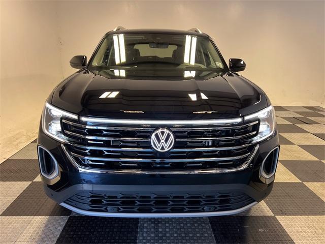 new 2026 Volkswagen Atlas car, priced at $49,880