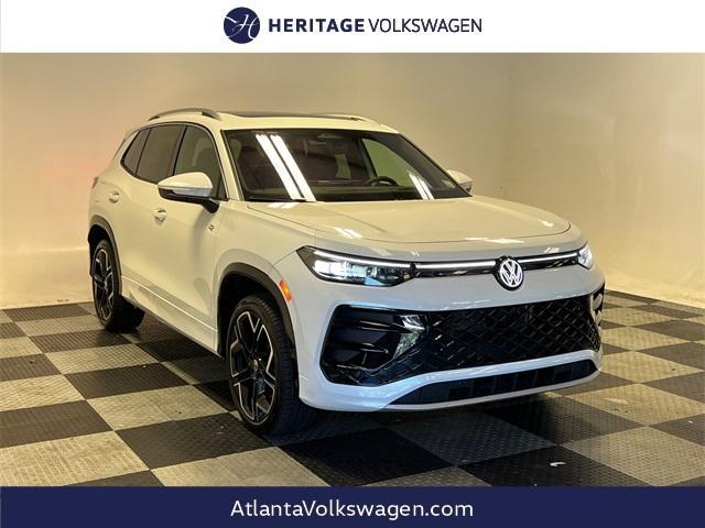 new 2025 Volkswagen Tiguan car, priced at $43,238