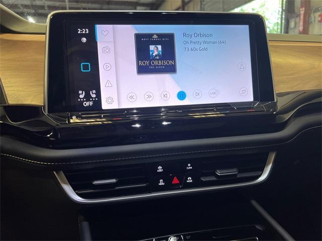 new 2026 Volkswagen Atlas car, priced at $43,029