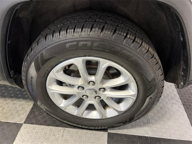 used 2014 Jeep Grand Cherokee car, priced at $12,897
