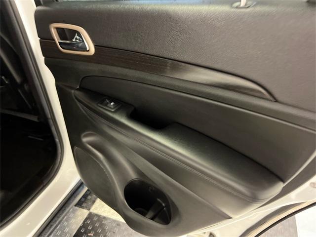 used 2014 Jeep Grand Cherokee car, priced at $12,697