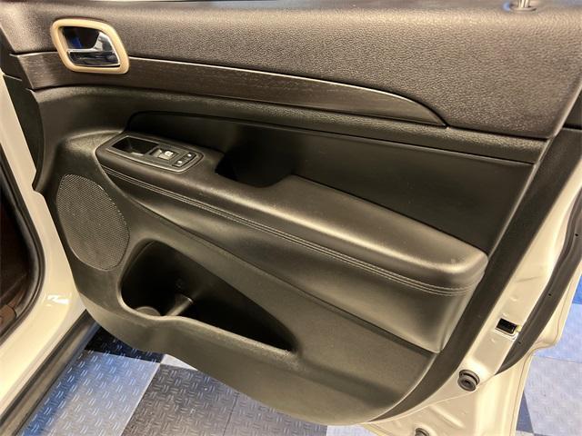 used 2014 Jeep Grand Cherokee car, priced at $12,897