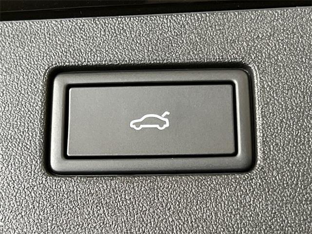 new 2025 Volkswagen Tiguan car, priced at $32,462