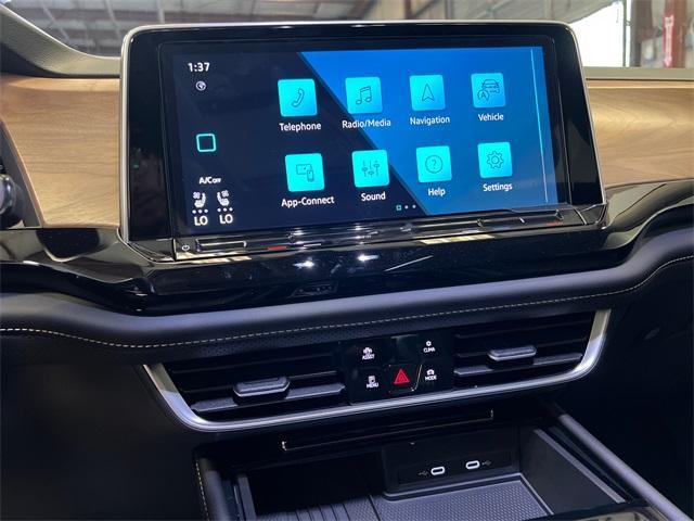 new 2026 Volkswagen Atlas car, priced at $45,755