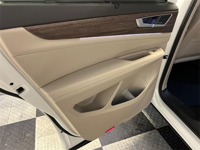 new 2025 Volkswagen Atlas car, priced at $51,021