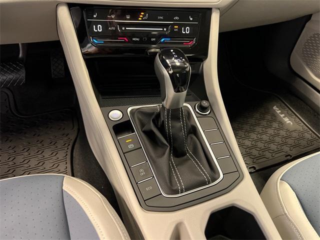 new 2025 Volkswagen Jetta car