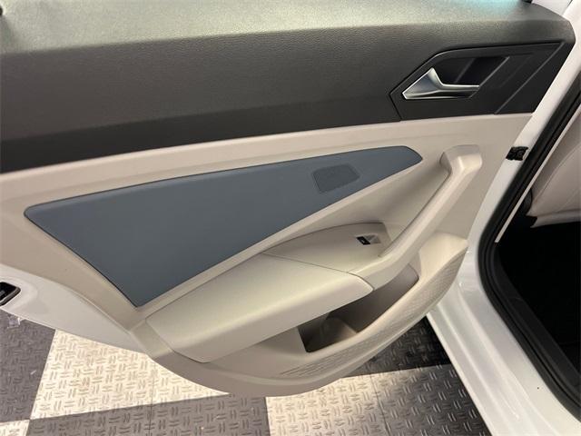 new 2025 Volkswagen Jetta car
