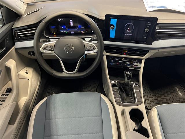 new 2025 Volkswagen Jetta car